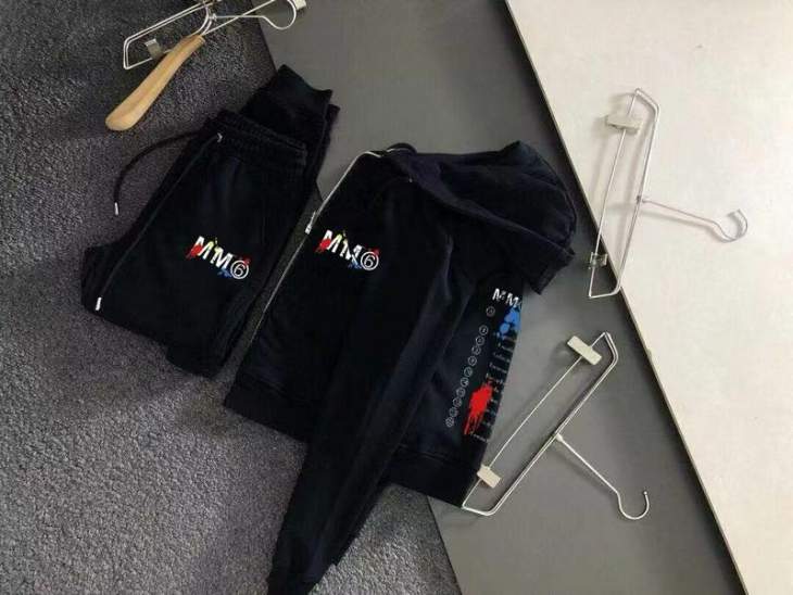 Picture of Maison Margiela Sweater Suits _SKUMaisonMargielaM-5XLkdtr0541270